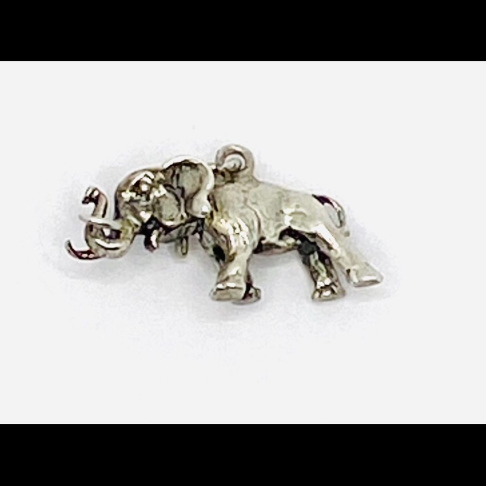 Vintage Sterling Silver Elephant 3 D Charm 4.44g
